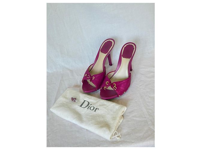 Mules em couro acolchoado rosa Christian Dior - vista 2