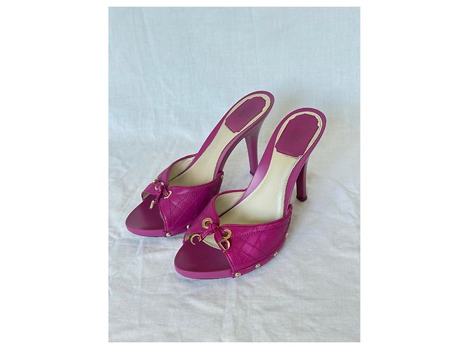 Mules em couro acolchoado rosa Christian Dior - vista 4