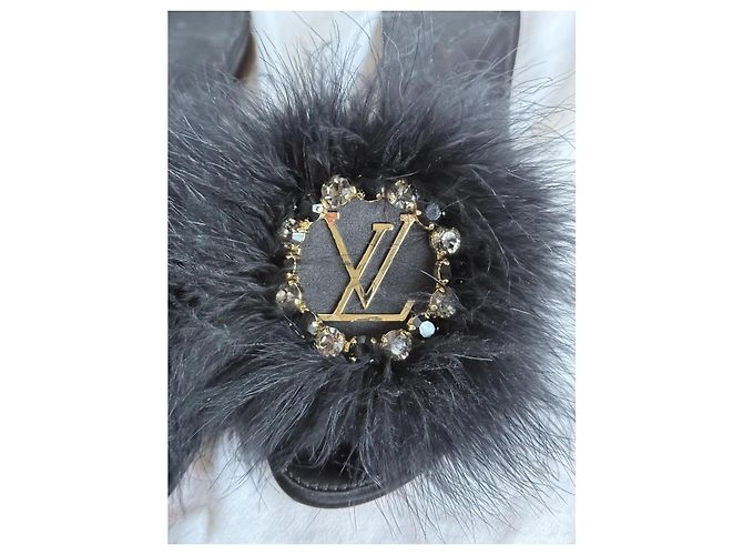 Louis Vuitton Marabou Crystal LV Feathers Marilyn Mule Slip On Sandals Nero - vista 4