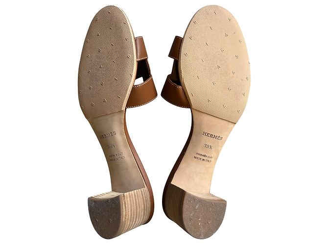 Hermès Sandalias de tacón Hermes de piel marrón - vista 5