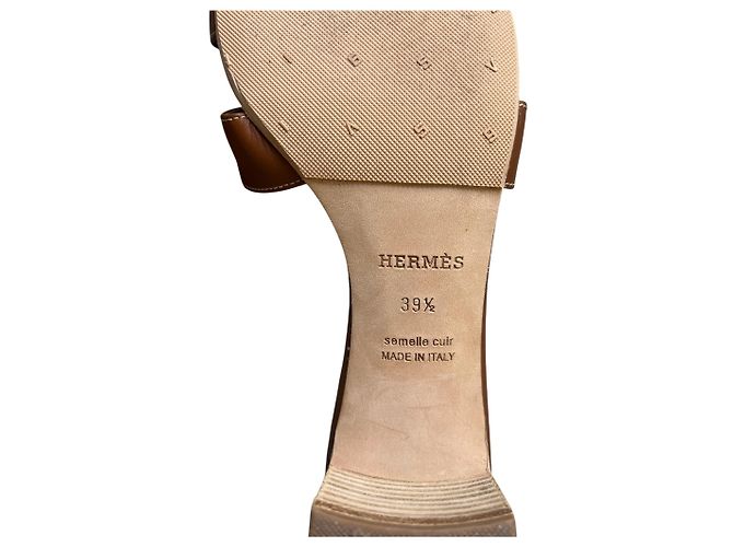 Hermès Sandalias de tacón Hermes de piel marrón - vista 6