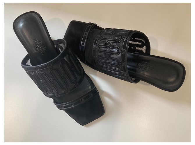 Eleganter Hermès Joia 55 Sandale Schwarz - Ansicht 3