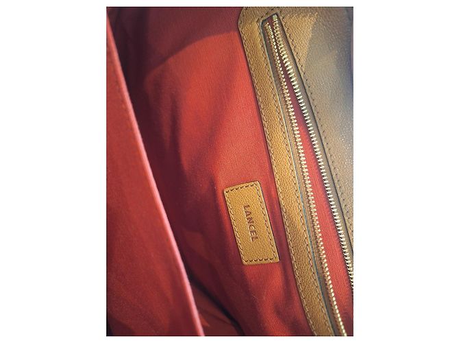 Lancel Lison Bolso Grande de Piel Camello - vista 9