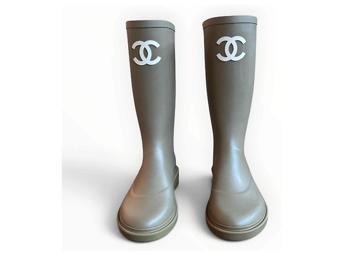 Chanel CC Rubber Rain Boots Beige - view 11