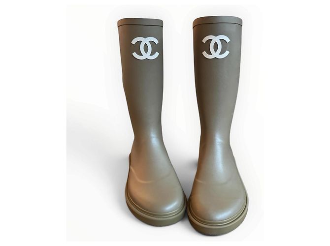 Chanel CC Rubber Rain Boots Beige - view 14