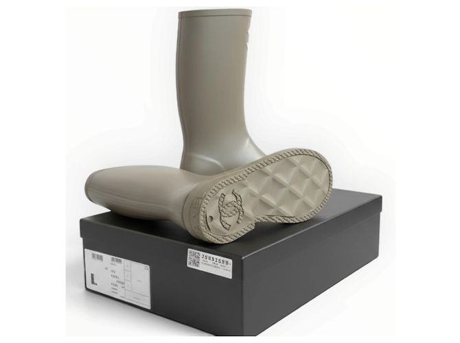 Chanel CC Rubber Rain Boots Beige - view 5