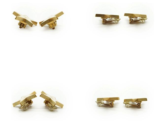 Timeless Chanel Orecchini a clip logo CC stella in metallo dorato e crema D'oro - vista 4