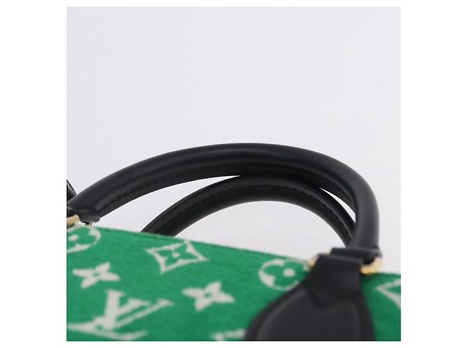 LOUIS VUITTON Monogram Jacquard Velvet On the Go PM Green M46216 - vista 8
