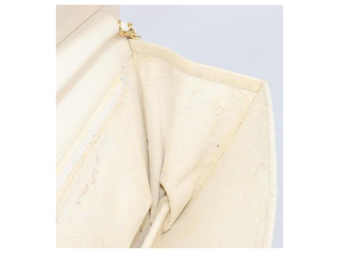 CHANEL Matelasse Chain Shoulder Bag Lamb Skin White Gold CC - vista 18