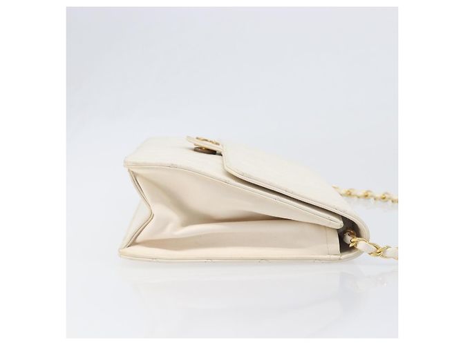 CHANEL Matelasse Chain Shoulder Bag Lamb Skin White Gold CC - vista 4