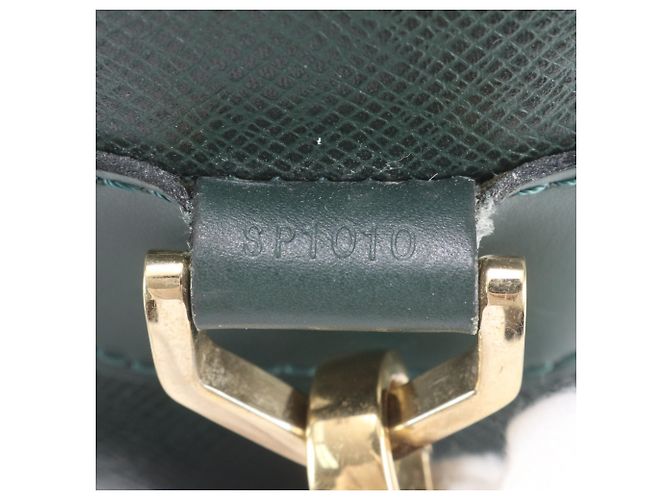 Borsa a tracolla Louis Vuitton Taiga Tura in pelle - vista 11