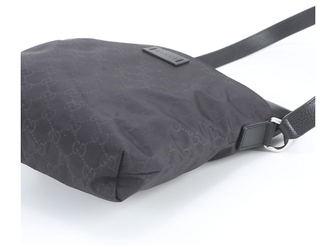 Borsa a tracolla Gucci GG in nylon e pelle Nero - vista 4