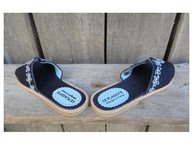 Autre Marque Mules Le Plagiste in denim blu ricamate fiori - vista 6