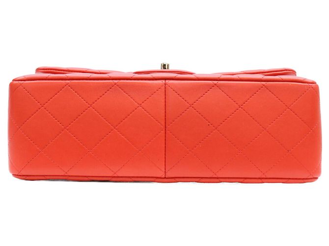 Chanel Double Flap Schultertasche aus rotem Lammleder - Ansicht 5