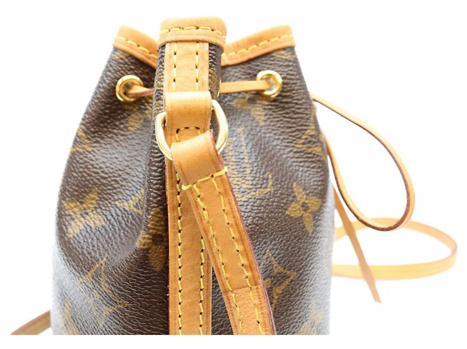 Borsa a tracolla Louis Vuitton Monogram Nano Noe Marrone - vista 7