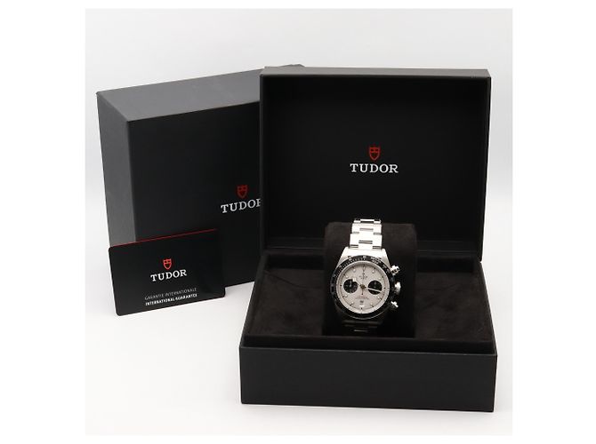 Autre Marque Orologio Tudor Black Bay Chrono 79360N - vista 11