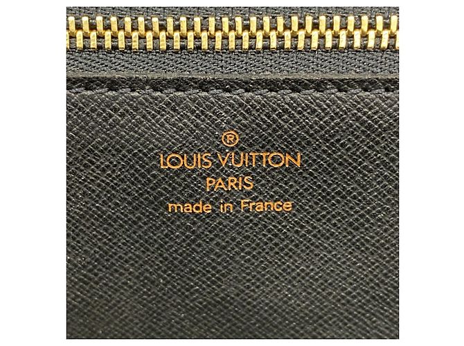 Pochette Louis Vuitton en cuir Epi Noir - vue 5