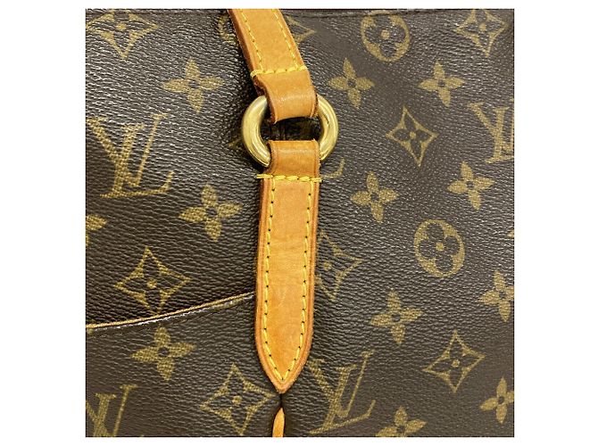 Bolso Tote Louis Vuitton Monogram Totally MM Castaño - vista 9