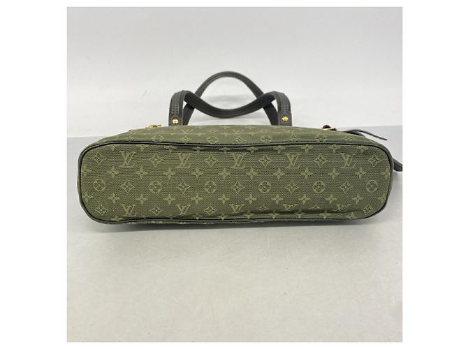 Sac à main Louis Vuitton Monogram Mini Lucille PM Kaki - vue 3