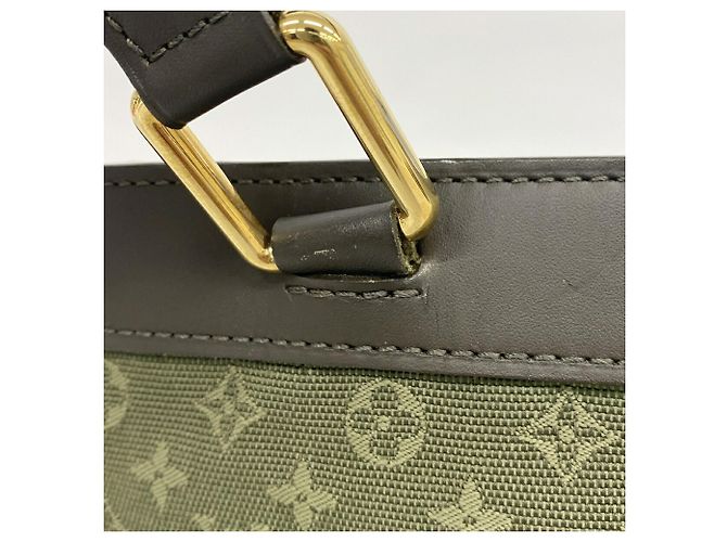Sac à main Louis Vuitton Monogram Mini Lucille PM Kaki - vue 8