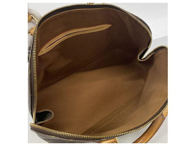 Bolso de mano Louis Vuitton Alma Monogram Castaño - vista 4