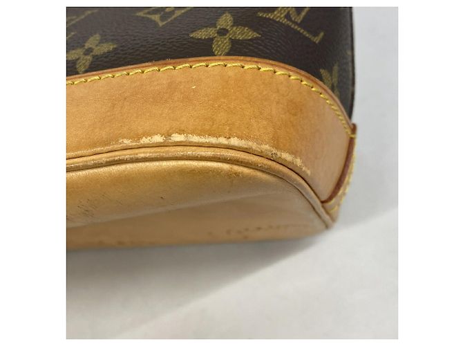 Bolso de mano Louis Vuitton Alma Monogram Castaño - vista 6