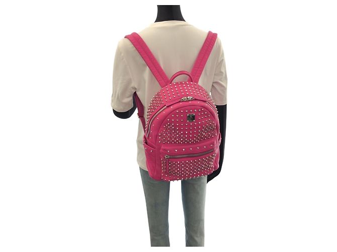 Zaino MCM Stark Special in pelle rosa con borchie e strass - vista 7