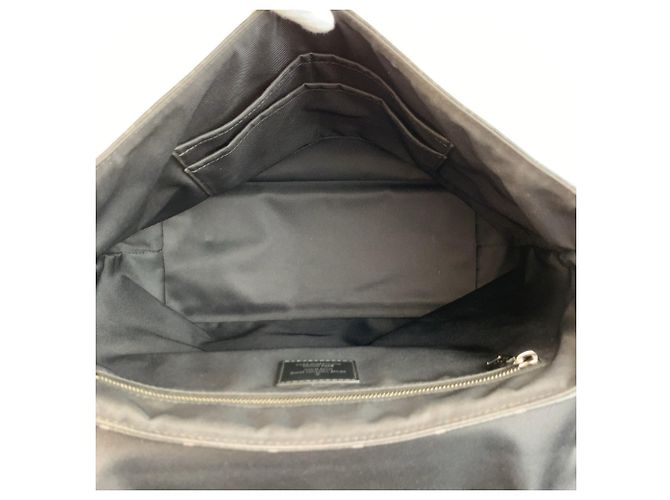 Bolso Messenger Louis Vuitton Monogram Eclipse Negro - vista 9