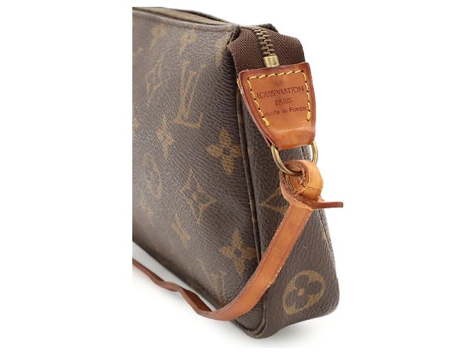 Louis Vuitton Monogram Pochette Accessoires Handbag Pouch Castaño - vista 7
