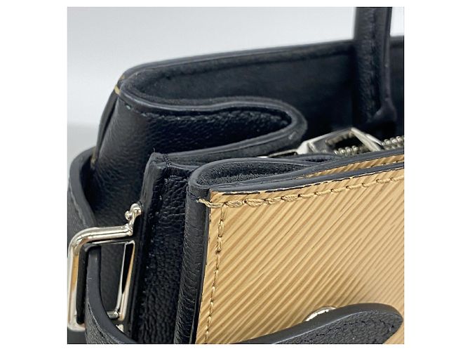 Borsa a mano Louis Vuitton Epi Twist Tote Nero Caramello - vista 6