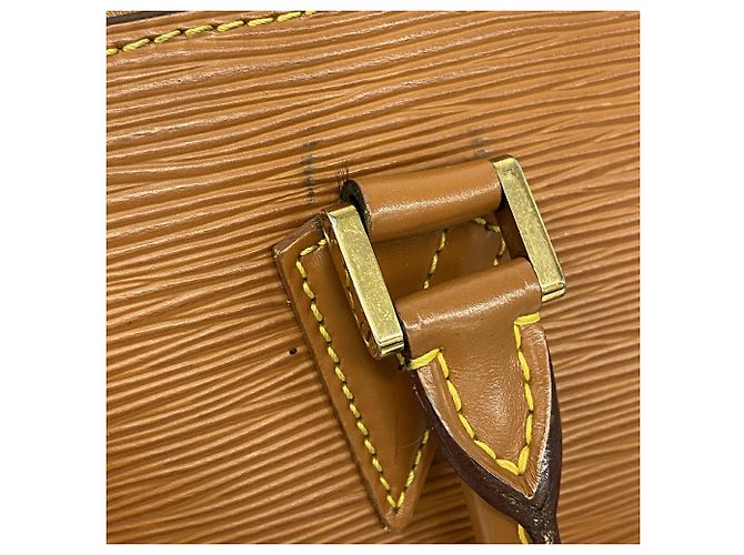 Borsa Louis Vuitton Epi Sorbonne D'oro - vista 10