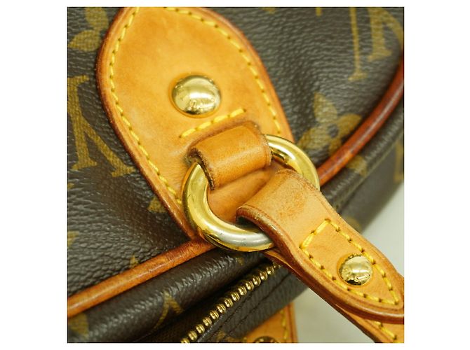 Bolsa de Ombro Louis Vuitton Monogram Montorgueil PM Marrom - vista 9