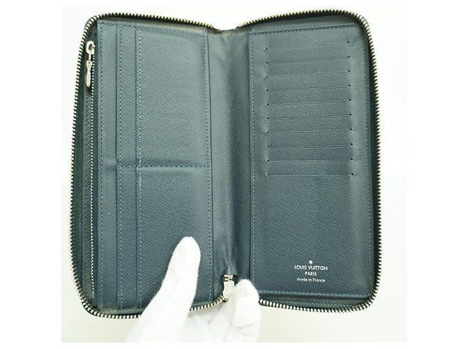 Carteira Zippy Louis Vuitton Taiga Azul - vista 3