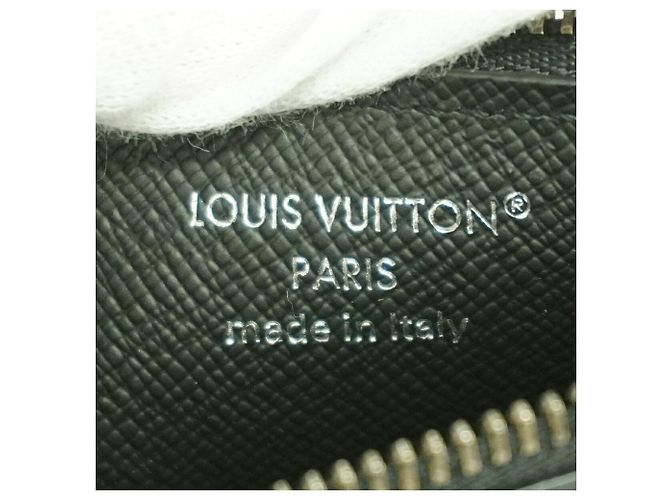Louis Vuitton Monogram Eclipse Reverse Coin Card Holder Brown Black - view 4