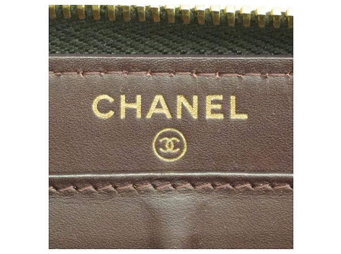 Portafoglio lungo Chanel Matelassé in vitello granulato nero - vista 4