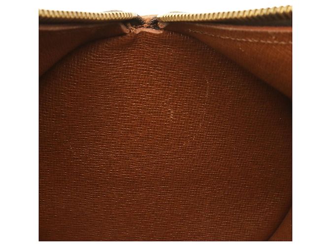 Bolsa Louis Vuitton Monogram Papillon 26 Marrom Monograma - vista 9