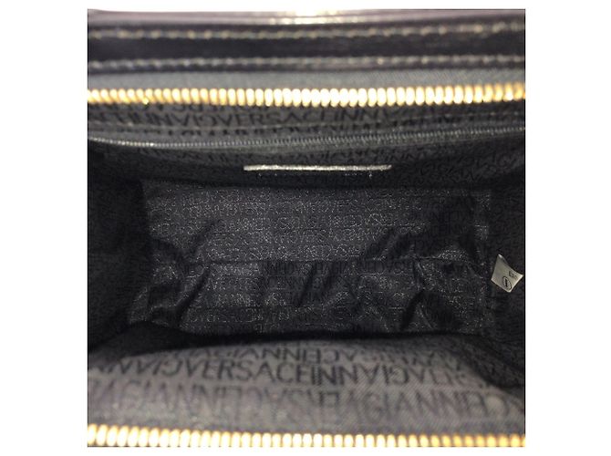 Versace Vintage Sunburst Handtasche aus schwarzem Leder - Ansicht 9