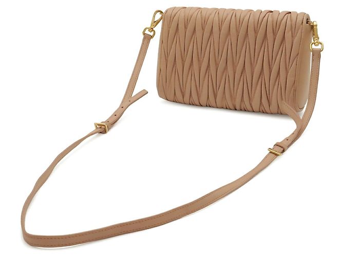 Borsa a spalla Pochette Miu Miu Matelassé rimboccata Rosa - vista 3