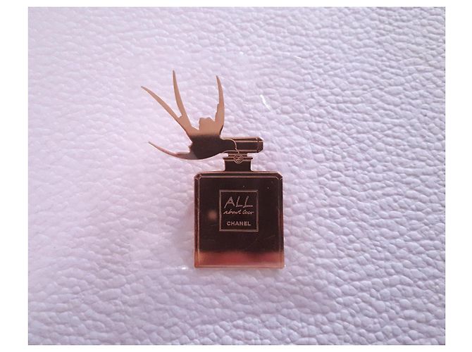Broche Chanel 'All About Coco' frasco de perfume Dourado - vista 4