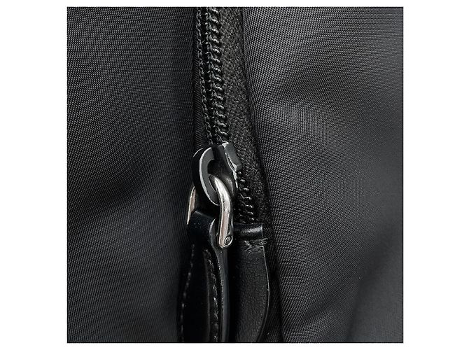 Bolso Prada Re-Nylon Triangle Negro - vista 10