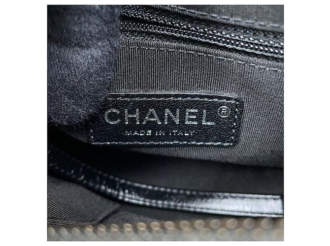 Bolso Hobo Chanel Gabrielle Small Negro - vista 18