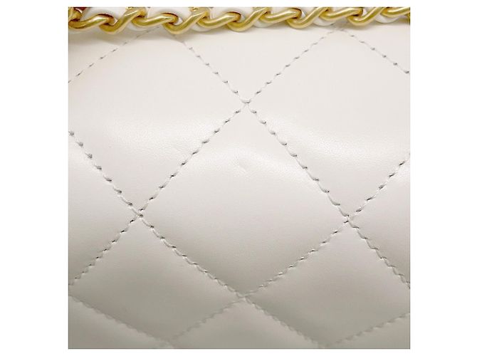 Borsa a tracolla con catena Chanel Matelassé Bianco - vista 11
