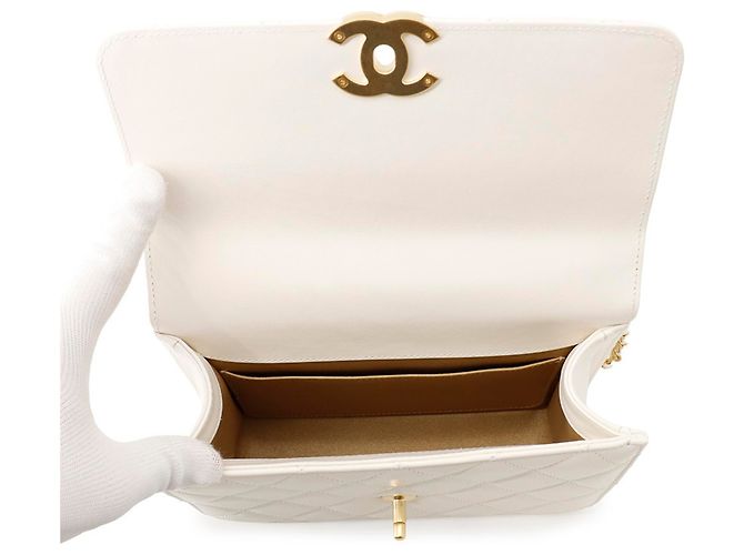 Borsa a tracolla con catena Chanel Matelassé Bianco - vista 7