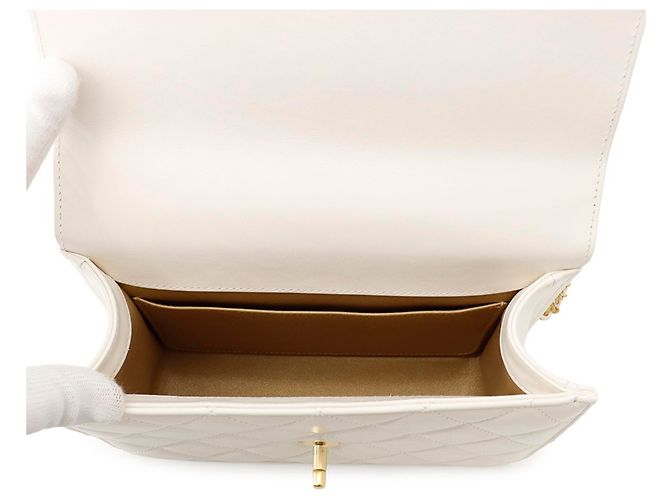 Borsa a tracolla con catena Chanel Matelassé Bianco - vista 8
