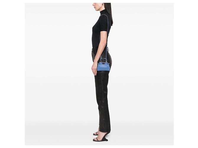 Borsa Satchel Fendi Peekaboo Iconic in Micro Nappa Blu Blu chiaro - vista 7