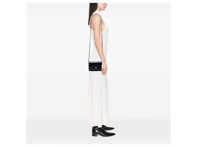Portafoglio Chanel Black CC Quilted Patent Wallet On Chain Nero - vista 6