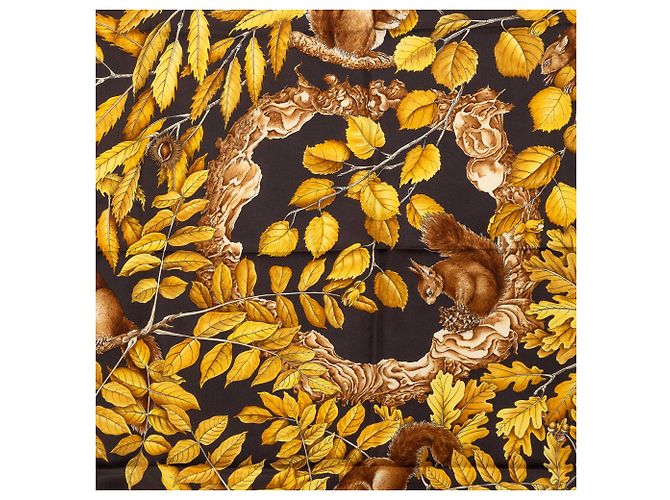 Pañuelo de seda Hermès Brown Casse Noisette 90 Castaño - vista 2