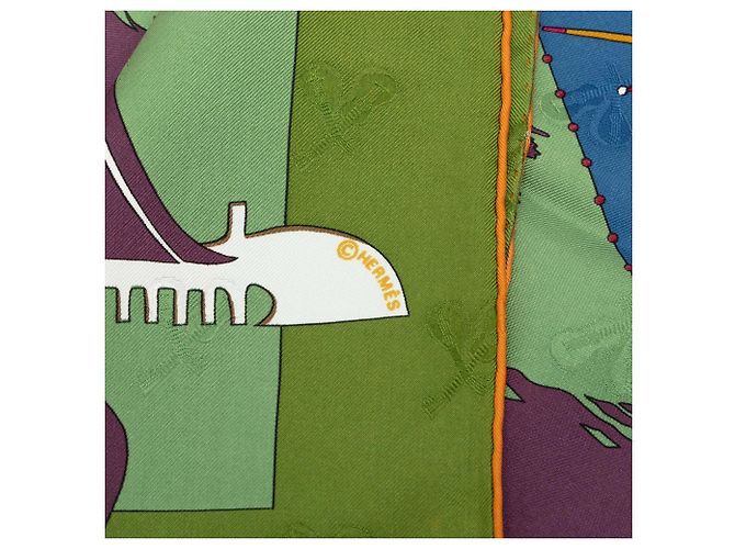 Lenço de seda Hermès Green Le Carnaval De Venise 90 Verde Verde oliva - vista 4