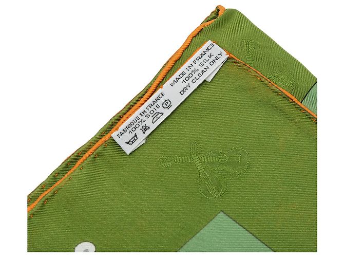 Lenço de seda Hermès Green Le Carnaval De Venise 90 Verde Verde oliva - vista 5