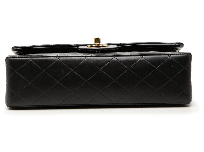 Chanel Black Medium Classic Lambskin Double Flap Noir - vue 3